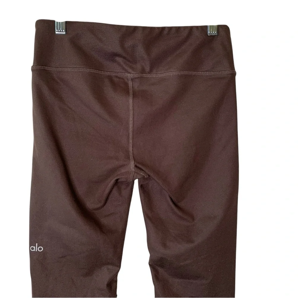 Alo Yoga Brown Goddess Leggings Size Small Smoothing Sweat‎ Wicking Workout Gym
